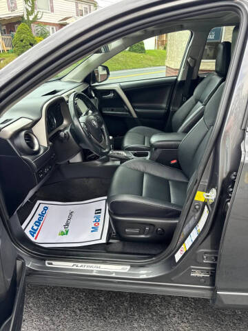 2017 Toyota RAV4 Limited