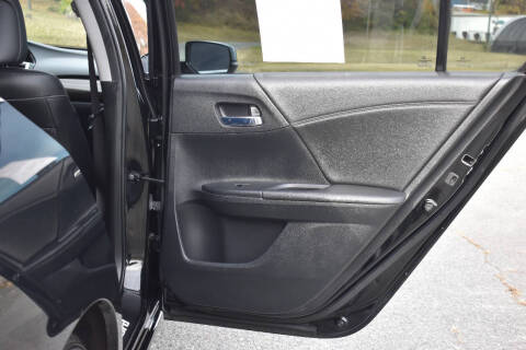 2017 Honda Accord EX-L V6 w/Navi w/Honda Sensing