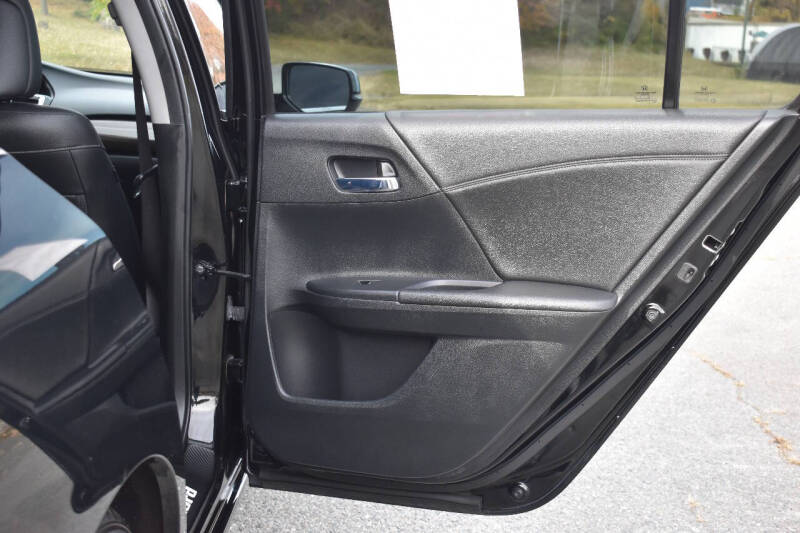 2017 Honda Accord EX-L V6 w/Navi w/Honda Sensing