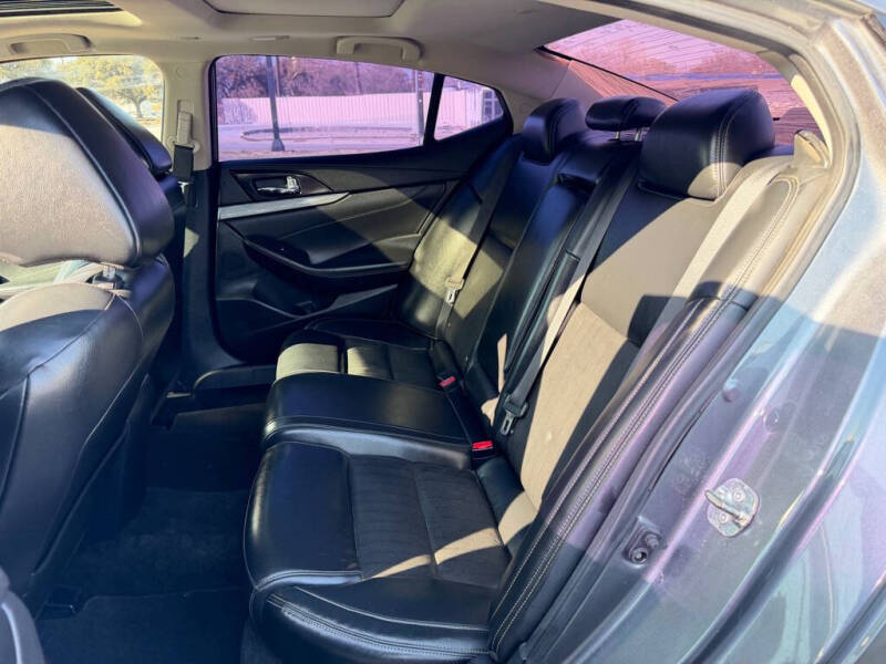 2017 Nissan Maxima