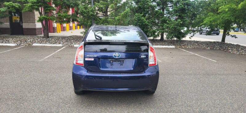 2013 Toyota Prius Two