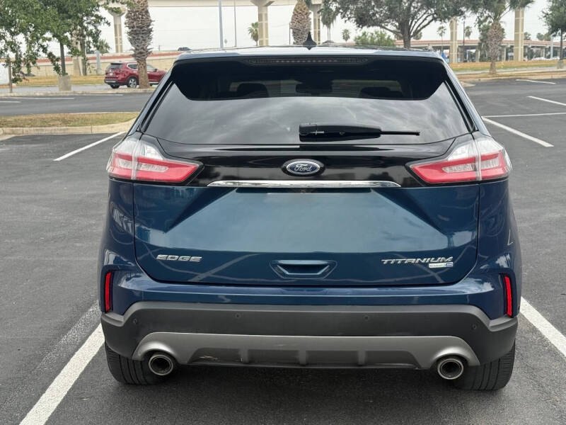 2020 Ford Edge Titanium