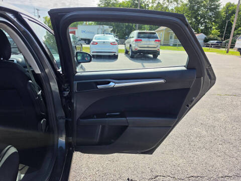 2015 Ford Fusion SE