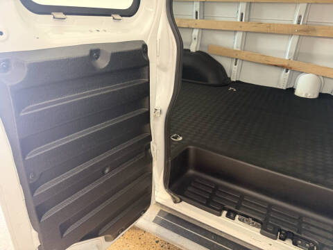2022 Chevrolet Express 2500