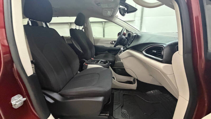 2018 Chrysler Pacifica Touring Plus