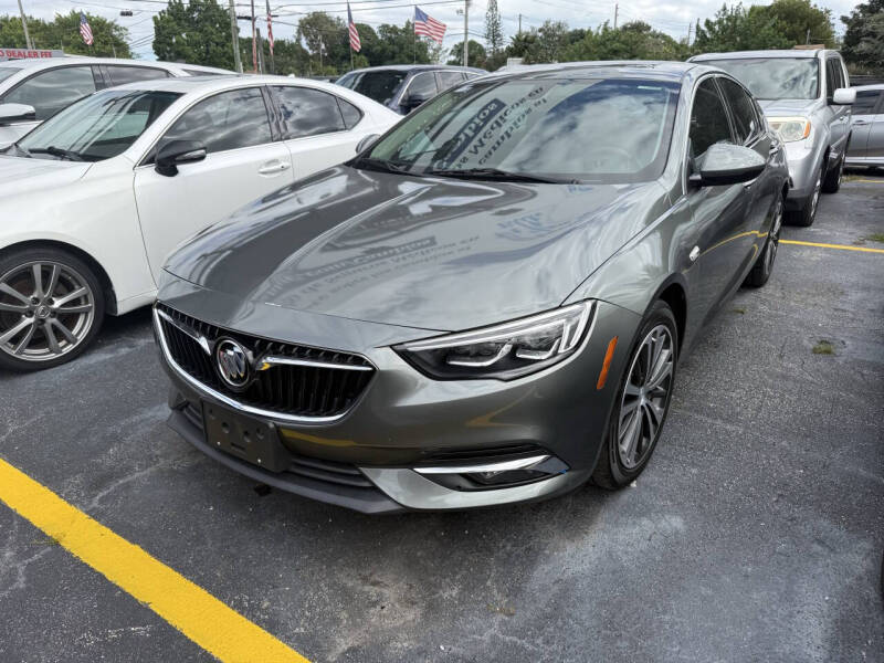2018 Buick Regal Sportback Essence