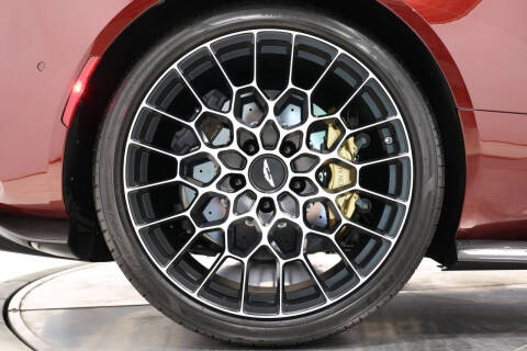 2023 Aston Martin DBS