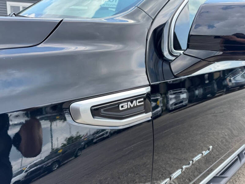 2024 GMC Yukon Denali