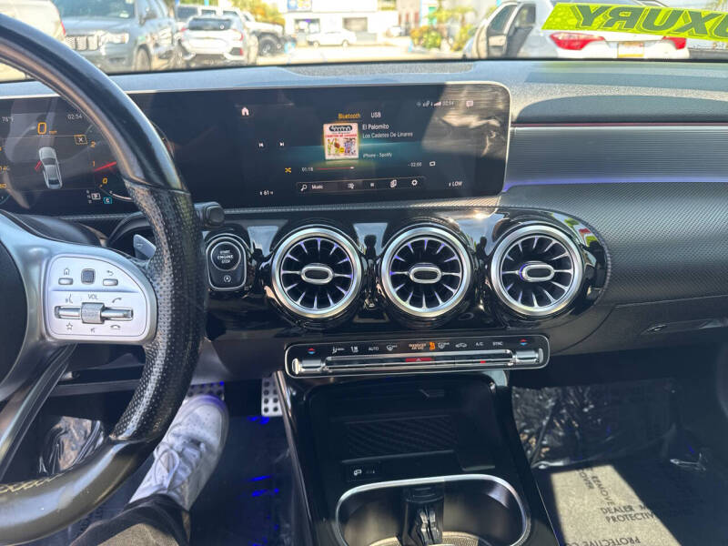 2019 Mercedes-Benz A-Class A 220