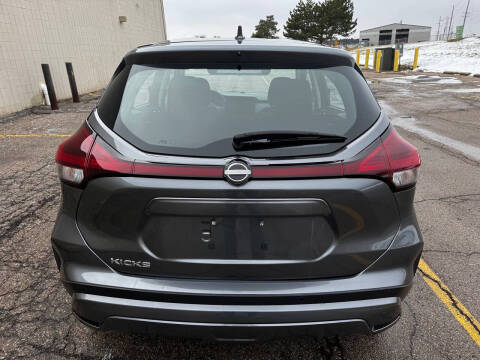 2024 Nissan Kicks S