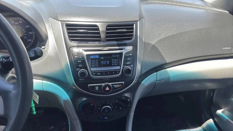 2017 Hyundai Accent