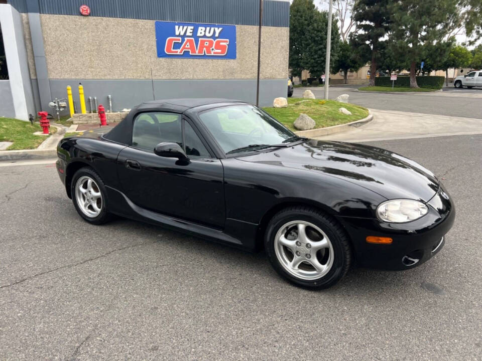 2001 Mazda MX-5 Miata for sale at ZRV AUTO INC in Brea, CA