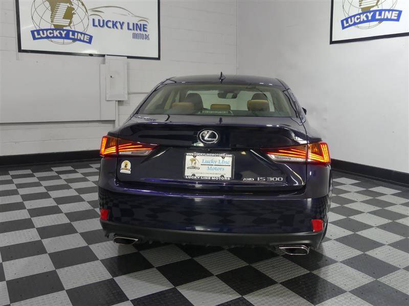 2017 Lexus IS 300