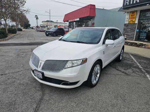 2014 Lincoln MKT Ecoboost
