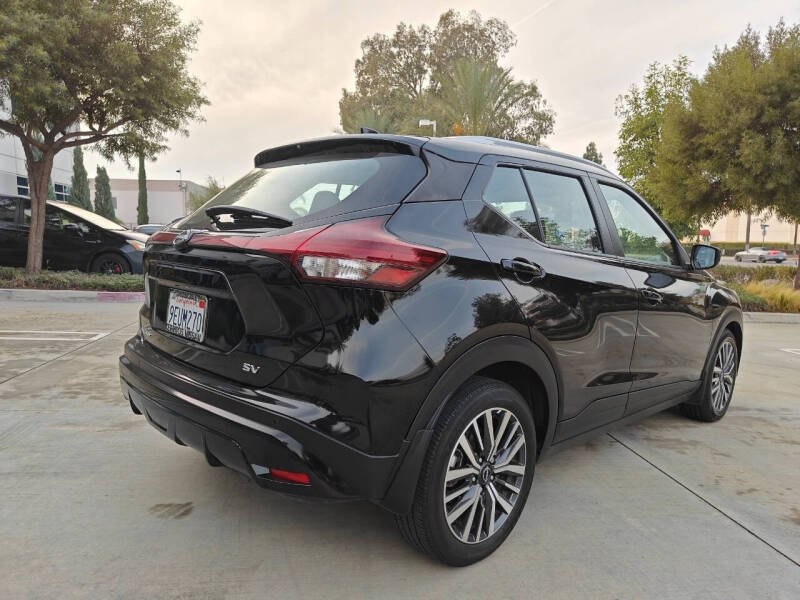 2023 Nissan Kicks SV