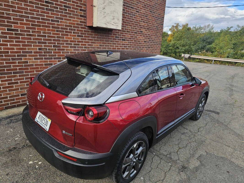 2022 Mazda MX-30 EV Premium Plus