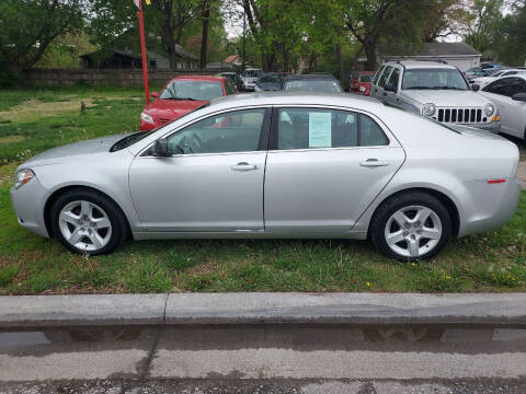 2009 Chevrolet Malibu for sale at D and D Auto Sales in Topeka KS