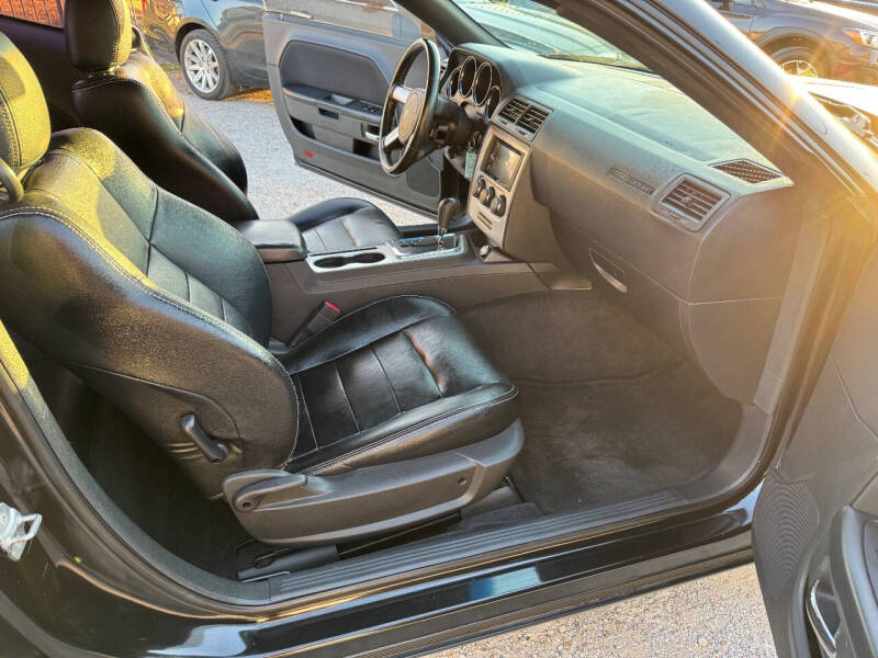 2010 Dodge Challenger SE