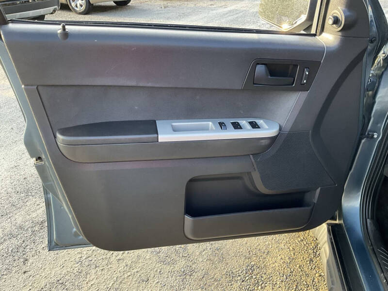 2011 Ford Escape XLT