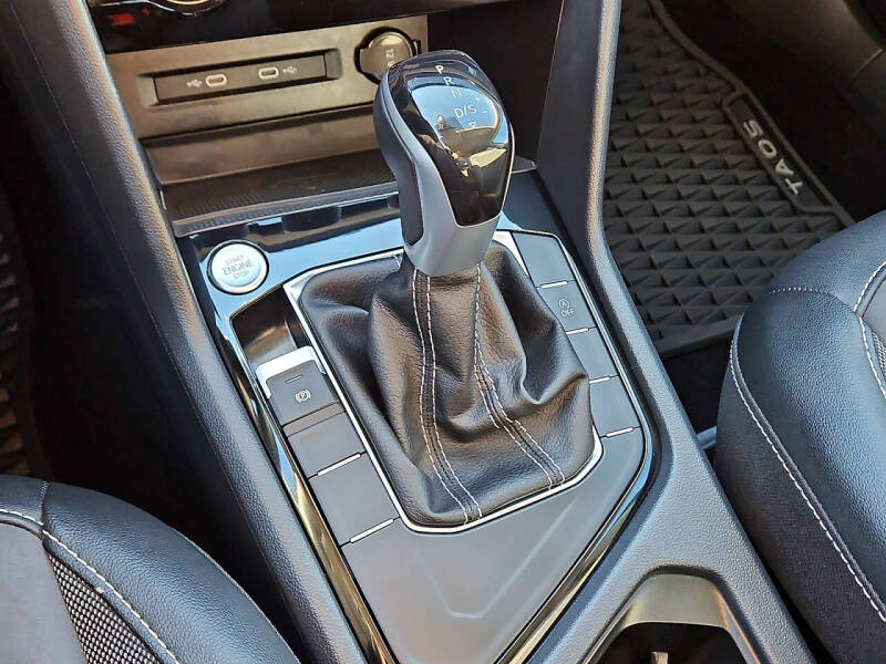 2023 Volkswagen Taos SE