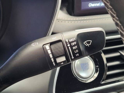 2023 Genesis G70