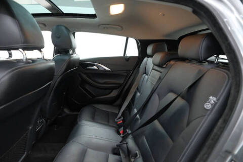 2017 Infiniti QX30 Premium