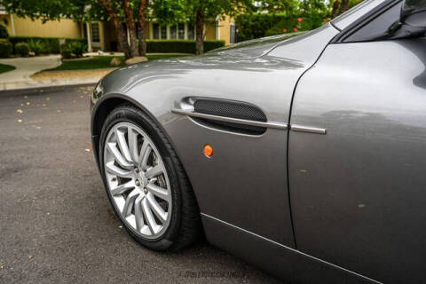 2002 Aston Martin V12 Vanquish