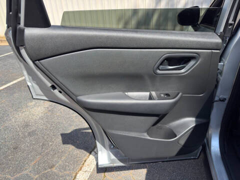2025 Nissan Rogue S