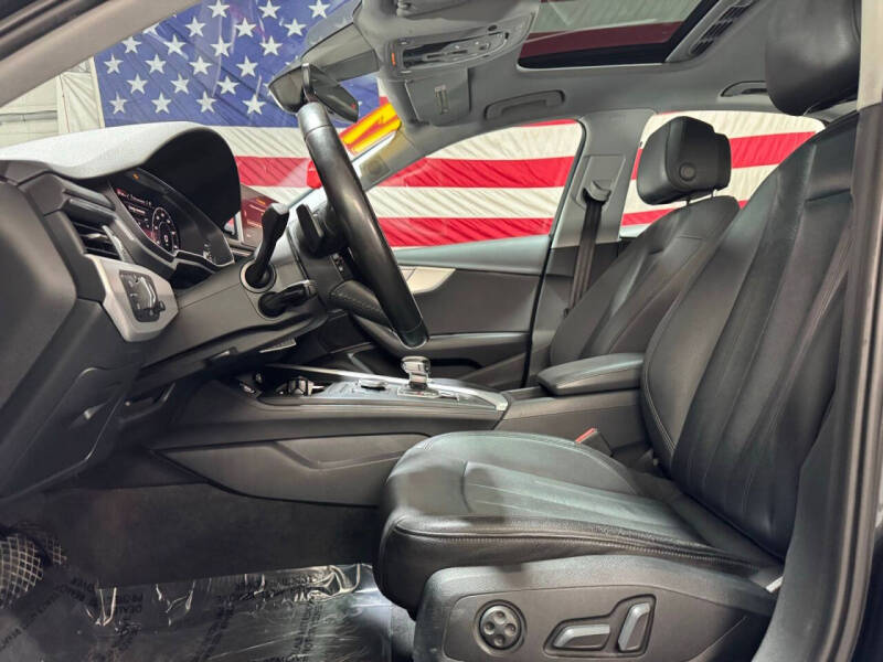 2017 Audi A4 2.0T quattro Premium Plus