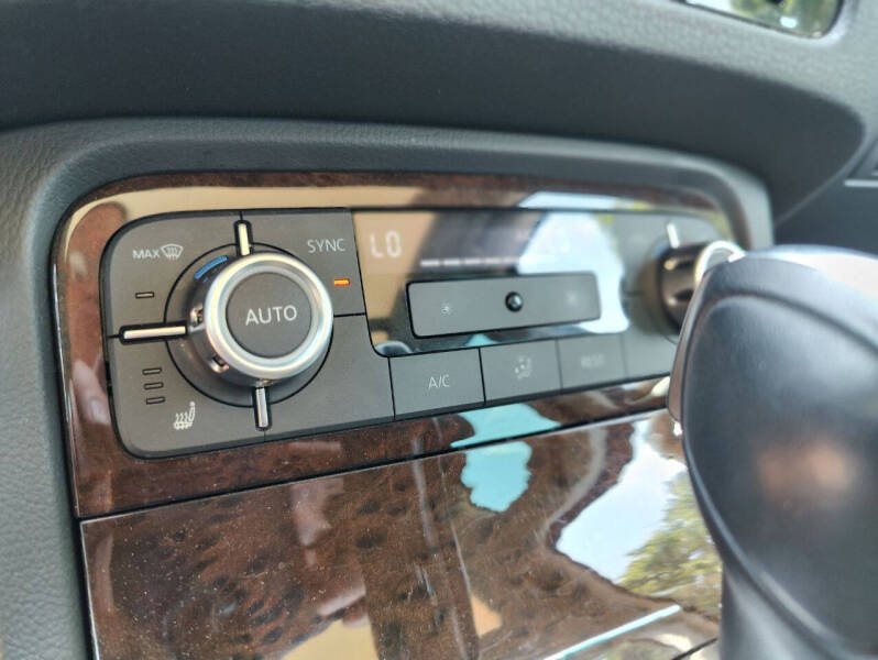 2014 Volkswagen Touareg TDI Executive