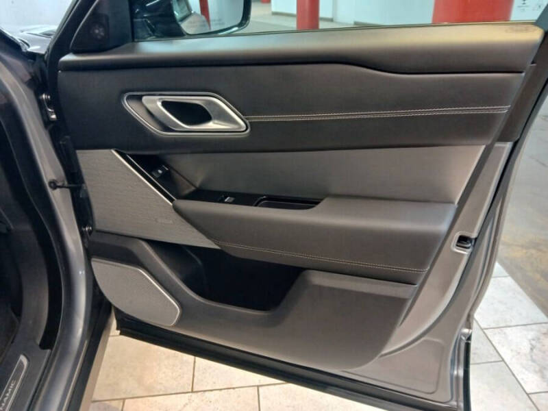 2022 Land Rover Range Rover Velar P250 R-Dynamic S