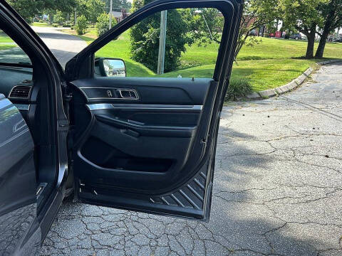 2017 Ford Explorer Sport