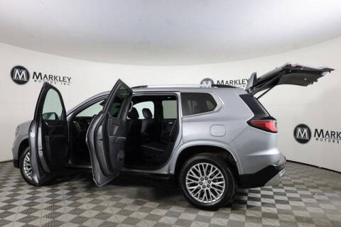 2025 GMC Acadia Denali