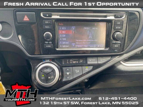 2016 Toyota Prius c Two