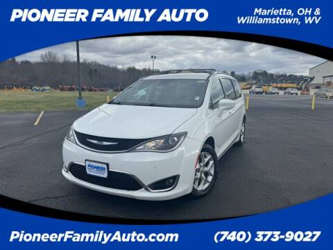 2018 Chrysler Pacifica for sale at Pioneer Family Preowned Autos of WILLIAMSTOWN in Williamstown WV