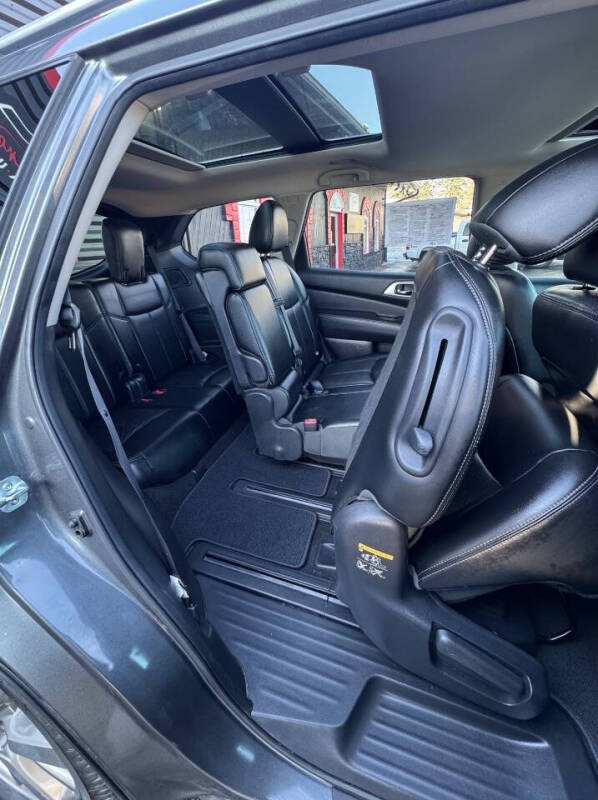 2015 Nissan Pathfinder Platinum