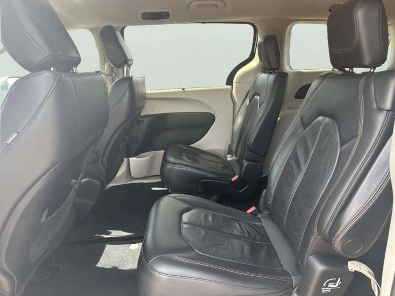 2018 Chrysler Pacifica Touring L