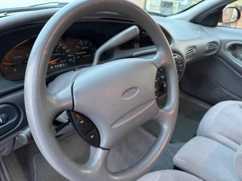 1997 Ford Taurus GL