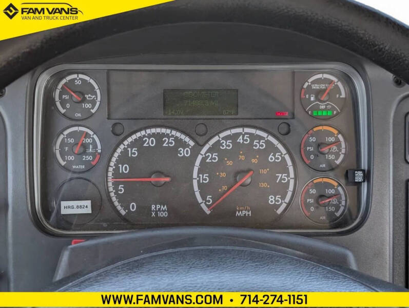2016 Freightliner M2 106
