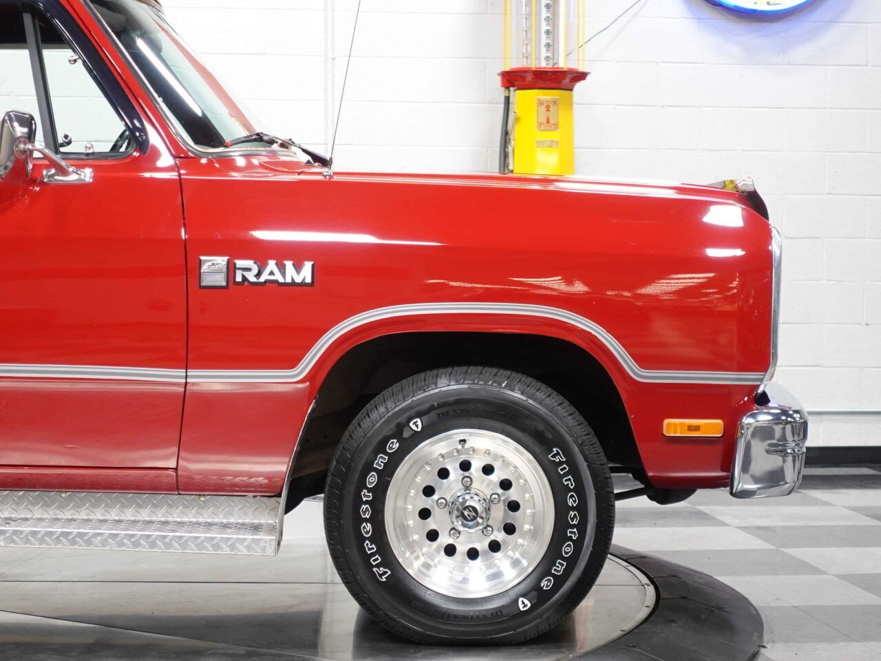 1990 Dodge Ram 31