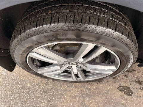 2020 Volvo XC60 T5 Momentum