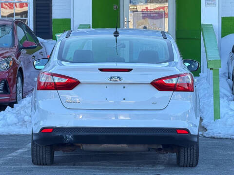 2014 Ford Focus SE
