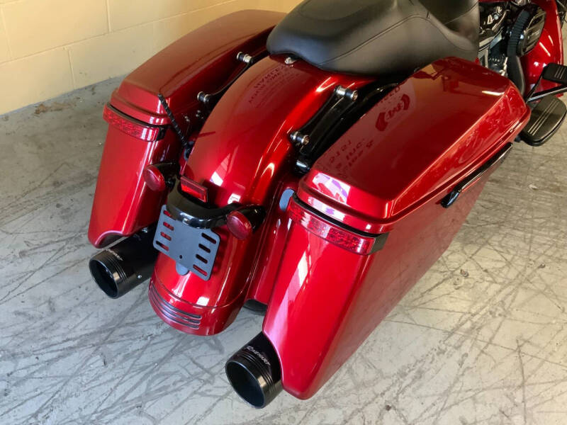 2018 Harley-Davidson FLTRXS ROAD GLIDE SPECAIL