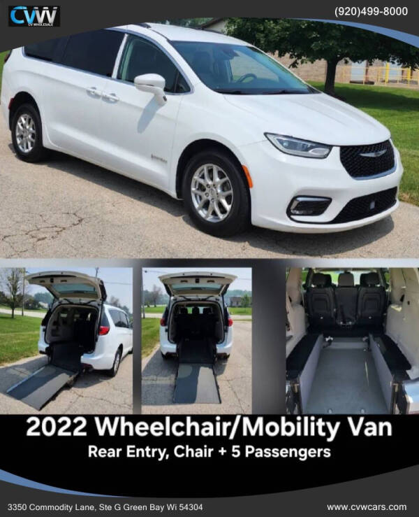 2022 Chrysler Pacifica Touring L