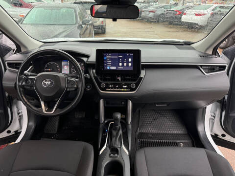 2023 Toyota Corolla Cross LE