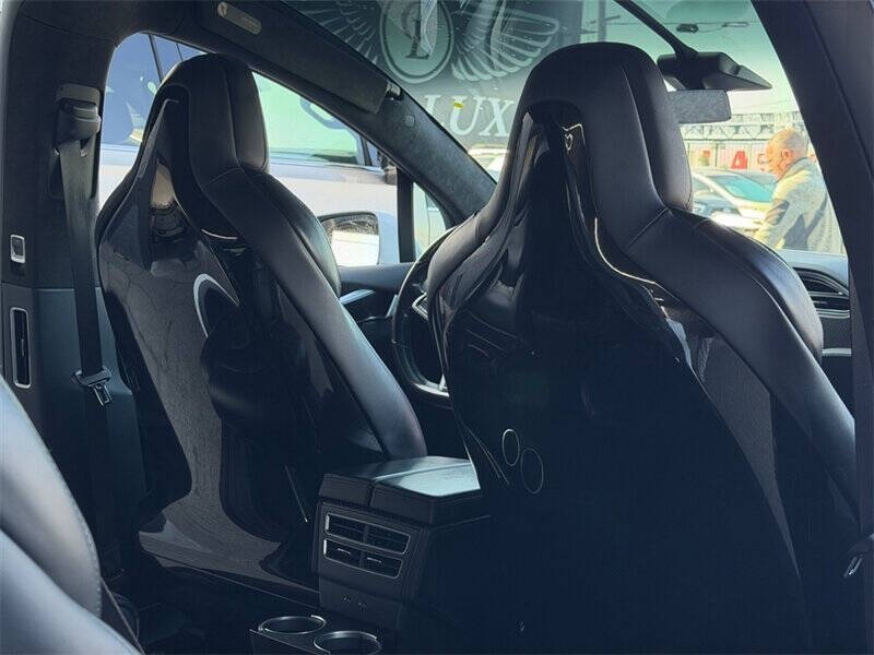 2017 Tesla Model X 75D