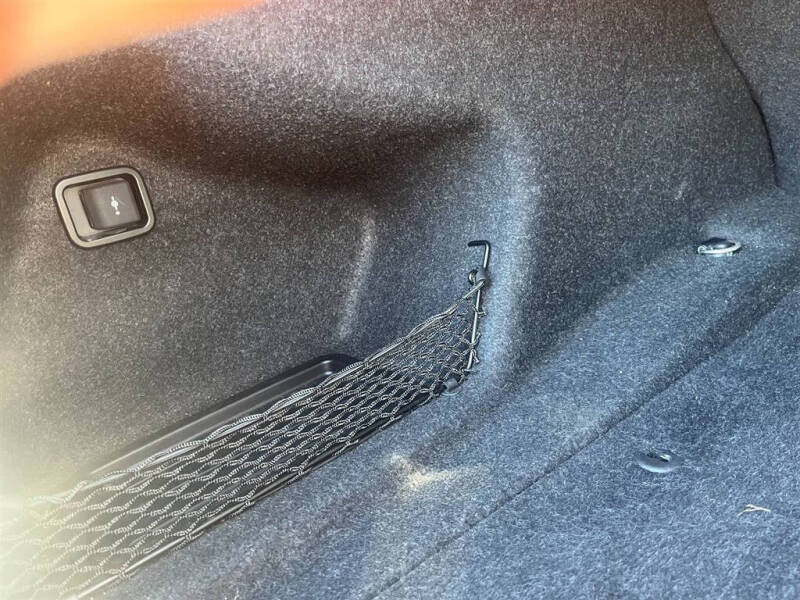 2017 BMW 3 Series 320i