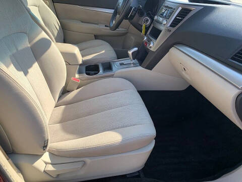 2014 Subaru Outback 2.5i