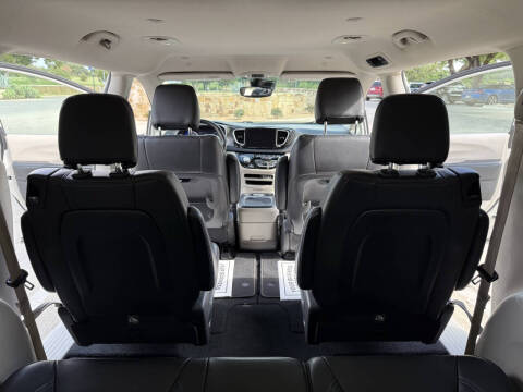 2021 Chrysler Pacifica Touring L