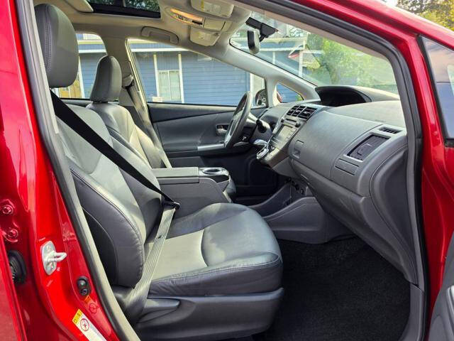 2012 Toyota Prius v Five